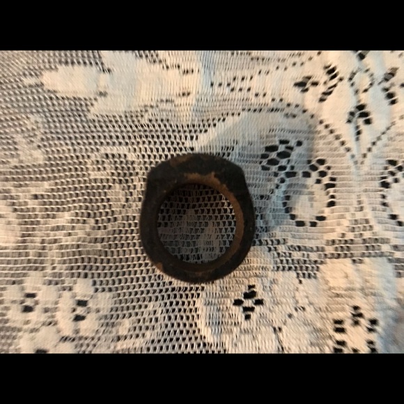 HANDMADE WOODEN TRAMP ART VINTAGE R SIGNET RING - Picture 7 of 7